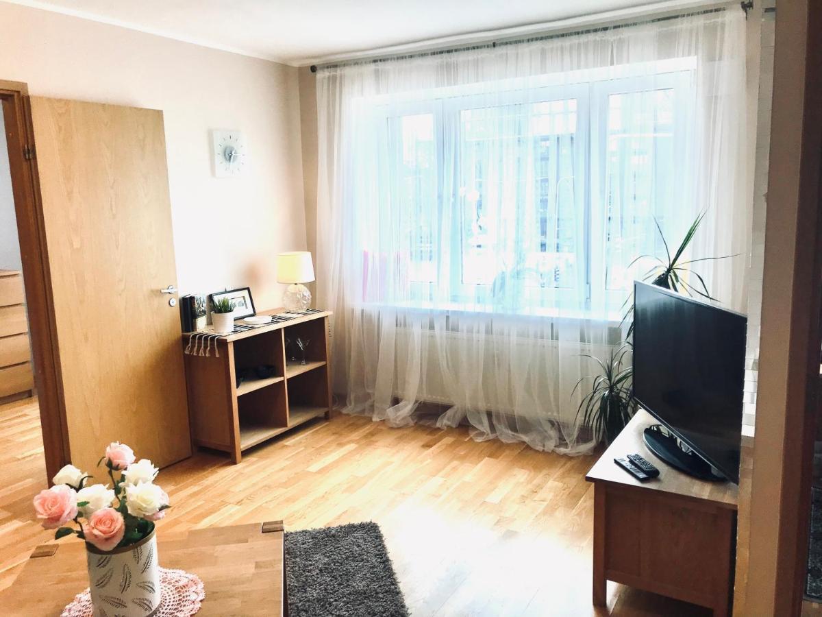 Cozy Central Apartment Tallinn Extérieur photo